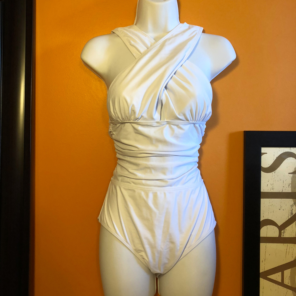 One piece swim Crossover front NEW